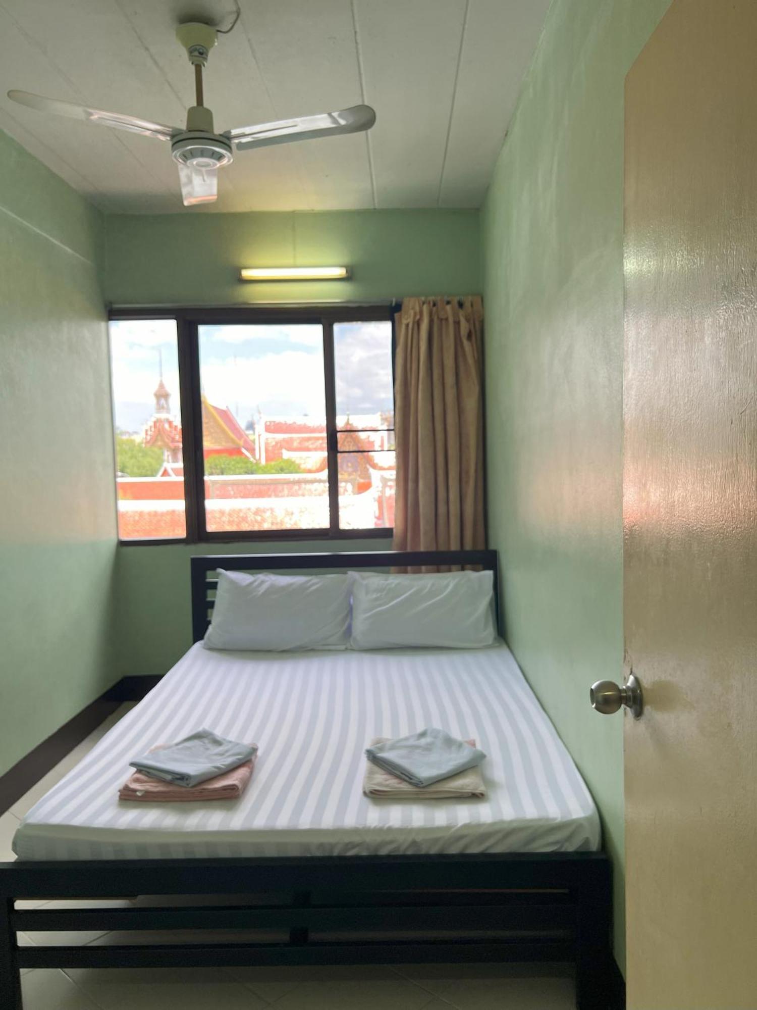 Bella Bella House Hotel Банкок Екстериор снимка