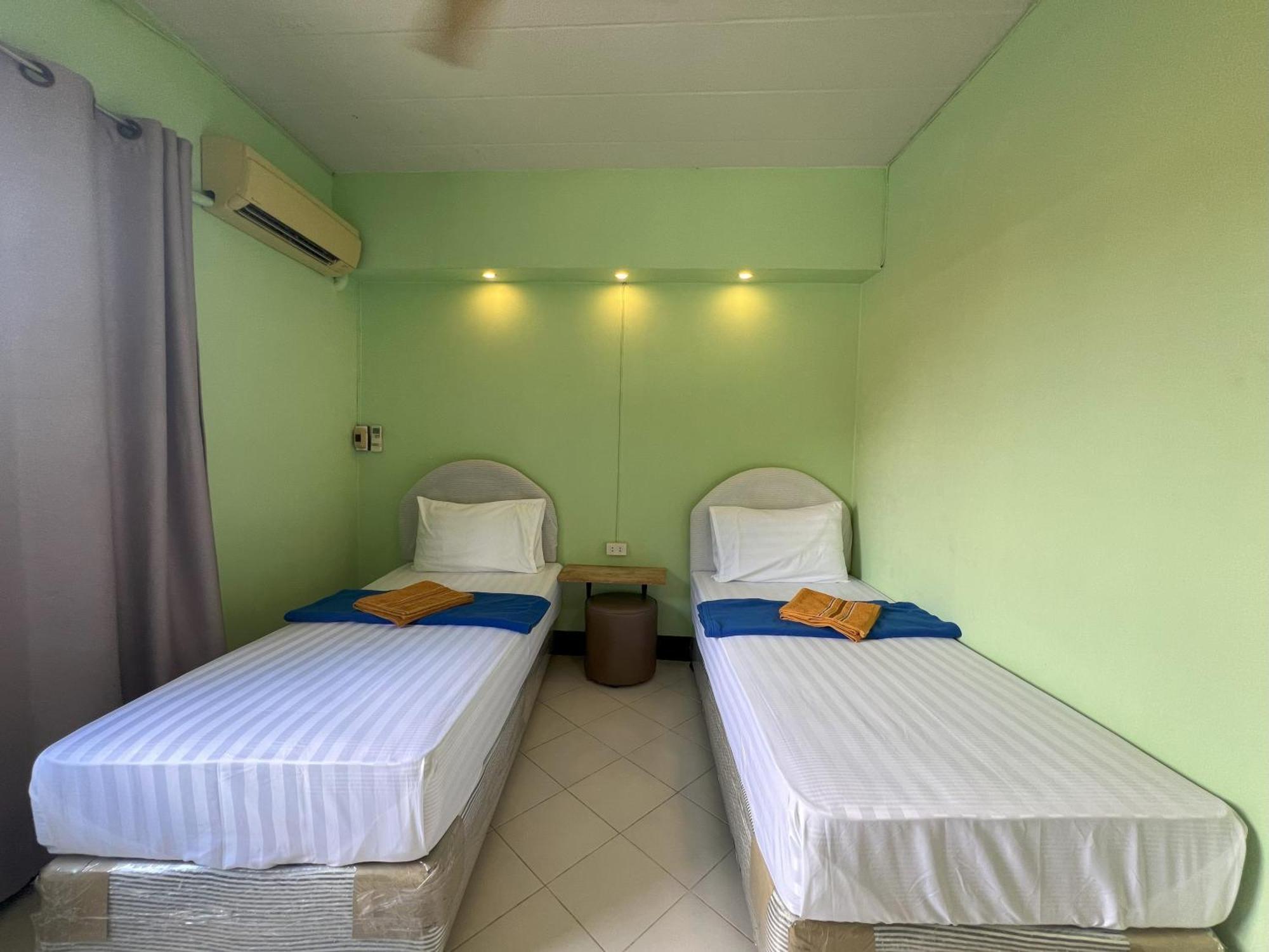 Bella Bella House Hotel Банкок Екстериор снимка