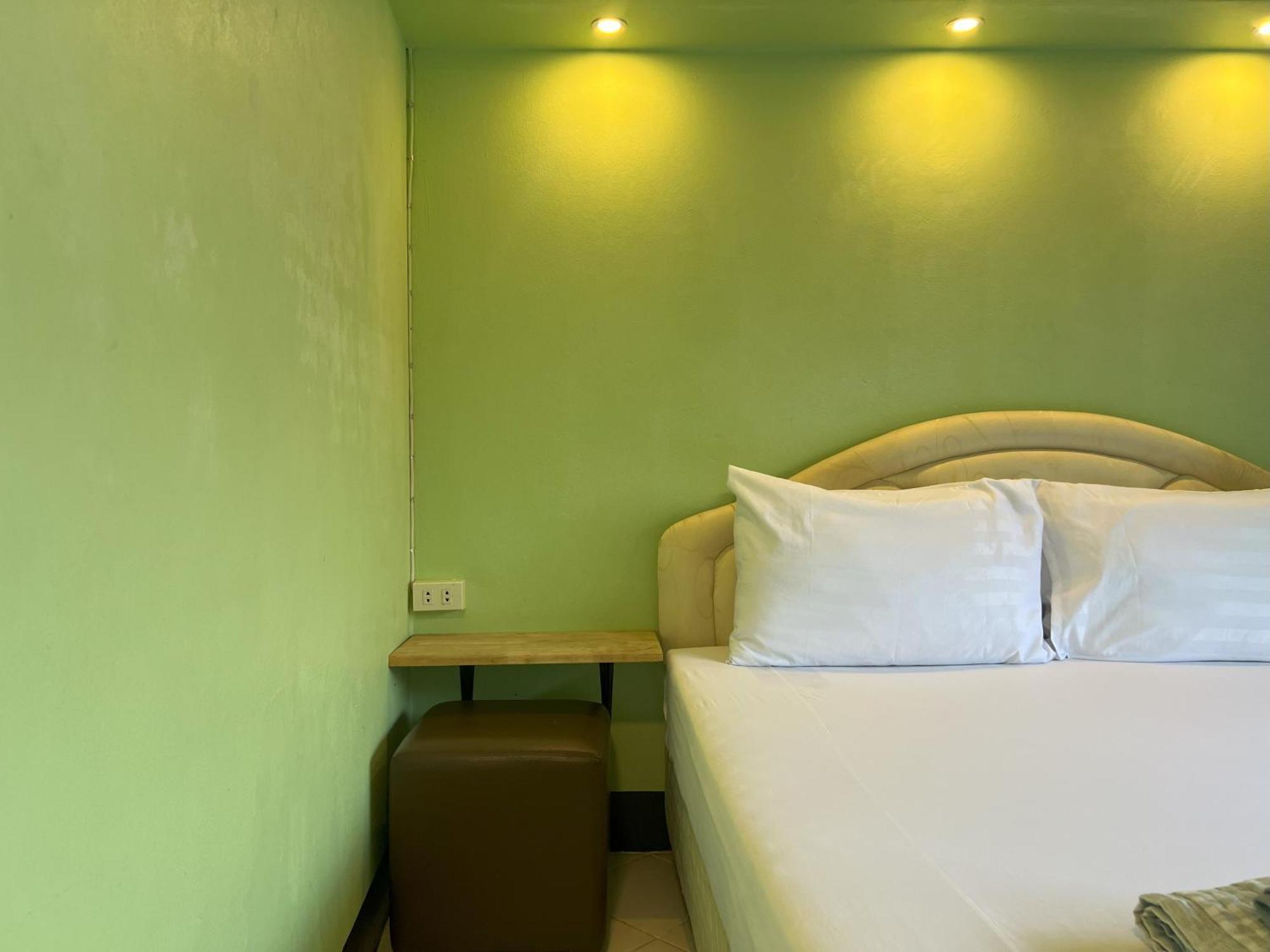 Bella Bella House Hotel Банкок Екстериор снимка
